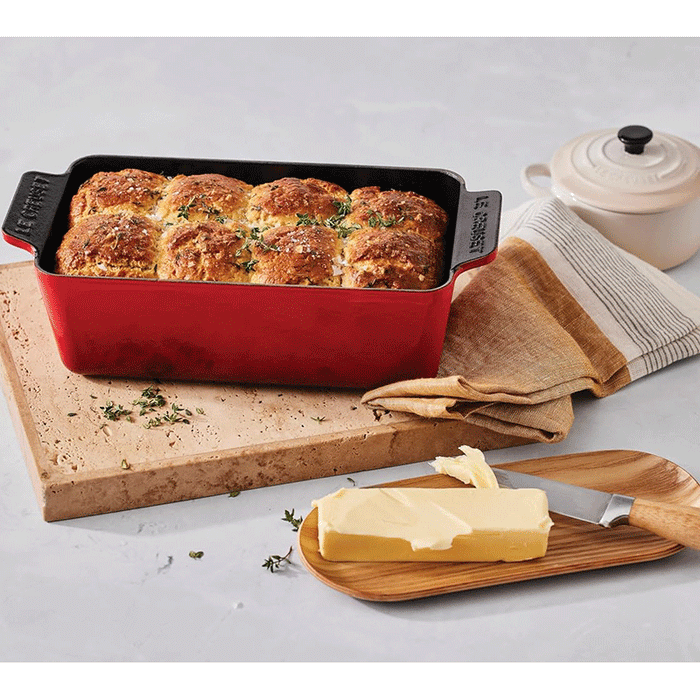 Le Creuset Signature Loaf Pan