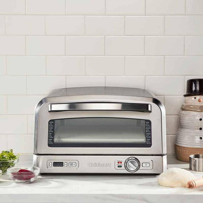 WIRED Brand Lab, Cuisinart's New 700°F Pizza Oven Can Live on Your  Countertop