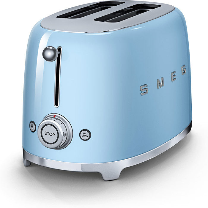The Smeg Toaster Can Do More Than You Think