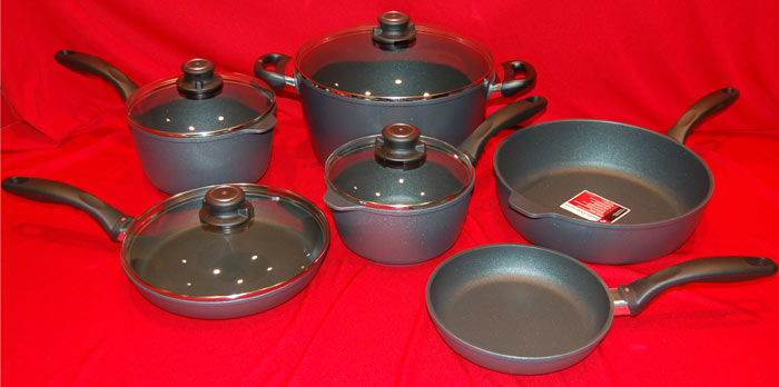 Swiss Diamond 27 Piece Cookware Suite and Tool Set